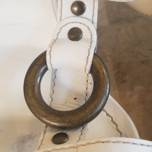 Authentic Manolo Blahnik Cream/Bronze Heels - Picture 4 of 8